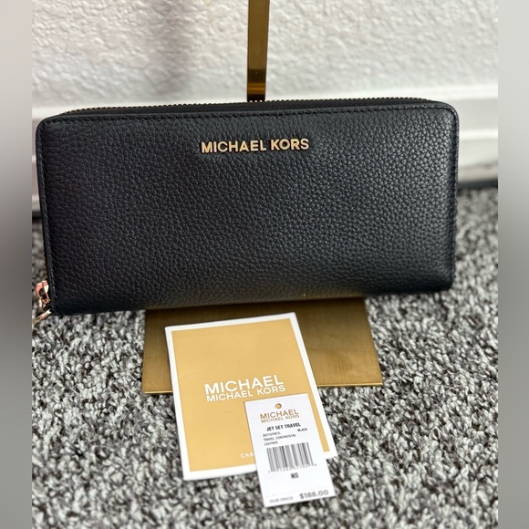 Michael Kors Jet Set Travel Continental wallet - Picture 3 of 11